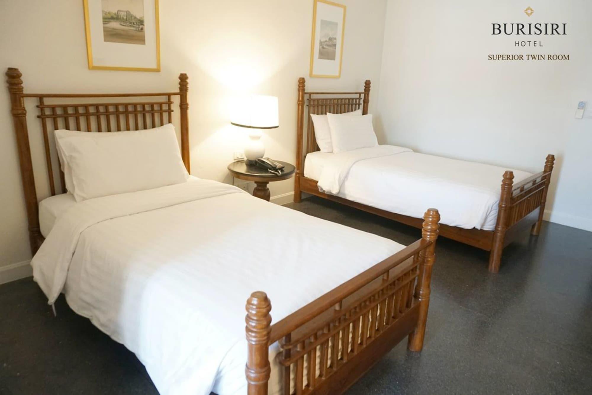 Отель Buri Siri Boutique Hotel Чиангмай