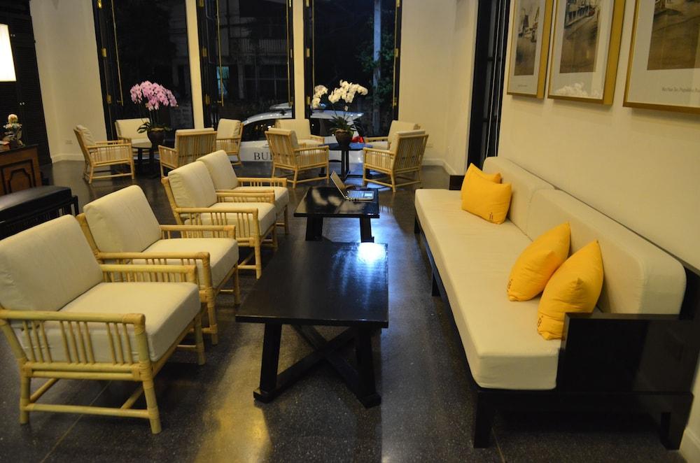 Buri Siri Boutique Hotel Отель