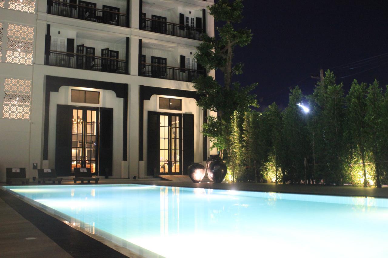 Buri Siri Boutique Hotel Отель 4*
